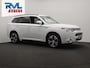 Mitsubishi Outlander 2.0 PHEV Instyle Pano/dak Trekhaak Leder Camera