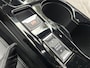 Peugeot e-2008 EV GT Pack 50 kWh | Navigatie | Stoelverwarming | Alcantara interieur | Apple en Android | Two tone lak