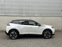 Peugeot e-2008 EV GT Pack 50 kWh | Navigatie | Stoelverwarming | Alcantara interieur | Apple en Android | Two tone lak