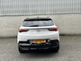 Opel Grandland 130PK Turbo Navigatie via Apple en Android | Camera | AGR stoelen | Stoel en stuurverwarming | Two tone lak