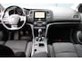 Renault Megane Estate 1.5 dCi Eco2 Limited - LAGE KM. STAND - NAVIGATIE - PDC