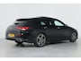 Mercedes-Benz CLA Shooting Brake 200 AMG Line Premium Plus Pakket | AMG-pakket | Panorama dak | Adaptieve cruise | HUD | Ambilight!