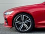 Volvo S60 2.0 B3 R-Design Org NL Pano HarmanKardon Keyless entry Apple carplay Sportonderstel Camera Leer Mem Seats