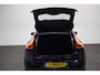 Volvo V40 2.0 T3 153pk Nordic+ Xenon/ Stoel, voorruit verw./ Standkachel/ Digitaal dashboard