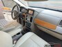 Chrysler Town & Country 4.0 V6 dvd navi tafel s&go