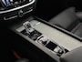 Volvo V60 Cross Country 2.0 B5 AWD Ultimate | Massage | 20'' | Pano | Gelamineerd glas | Pilot Assist |