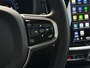 Volvo V60 Cross Country 2.0 B5 AWD Ultimate | Massage | 20'' | Pano | Gelamineerd glas | Pilot Assist |