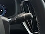 Volvo V60 Cross Country 2.0 B5 AWD Ultimate | Massage | 20'' | Pano | Gelamineerd glas | Pilot Assist |