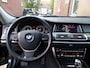 BMW 5-Serie GT Gran Turismo 535i High Executive | Dealeronderhouden | HUD | ACC | 360 camera's