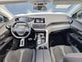 Peugeot 5008 1.2 CrossWay 130pk EAT8 | Trekhaak | 3e Zitrij | Panoramisch schuif-/kanteldak |