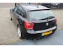 BMW 1-Serie 116i Business Navigatie/Airco/Cruise control/Licht metalen velgen