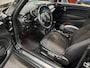 MINI Cooper 1.5 Pepper-100 KW NL-auto met navigatie en climat control