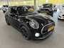 MINI Cooper 1.5 Pepper-100 KW NL-auto met navigatie en climat control