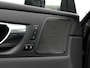 Volvo XC60 2.0 Recharge T8 AWD R-Design | Luchtvering | Black optic | Panoramadak | Head-up display | Harman Kardon | Full LED | Stuur-/Stoelverwarming V+A | Dodehoek detectie | Apple-/Android Carplay