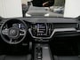 Volvo XC60 2.0 Recharge T8 AWD R-Design | Luchtvering | Black optic | Panoramadak | Head-up display | Harman Kardon | Full LED | Stuur-/Stoelverwarming V+A | Dodehoek detectie | Apple-/Android Carplay