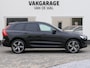 Volvo XC60 2.0 Recharge T8 AWD R-Design | Luchtvering | Black optic | Panoramadak | Head-up display | Harman Kardon | Full LED | Stuur-/Stoelverwarming V+A | Dodehoek detectie | Apple-/Android Carplay