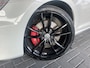 Volkswagen Golf 2.0 TSI GTI Performance / PANO / DCC / Keyless Entry