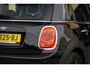 MINI One Mini 1.5 5deurs Business Edition BJ2020 Lmv 16" | Led | Pdc | Dashboard verlichting | Airco | Navi | Cruise control | Sportstoelen | Verwarmde voorstoelen | Getint glas