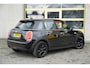 MINI One Mini 1.5 5deurs Business Edition BJ2020 Lmv 16" | Led | Pdc | Dashboard verlichting | Airco | Navi | Cruise control | Sportstoelen | Verwarmde voorstoelen | Getint glas