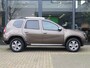 Dacia Duster 1.2 TCe 125 4x2 Lauréate / 1E EIGENAAR / DEALER OND. / PRIVACY GLASS / CRUISE / AIRCO / BLUETOOTH / RADIO / 16'' LMV