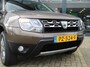 Dacia Duster 1.2 TCe 125 4x2 Lauréate / 1E EIGENAAR / DEALER OND. / PRIVACY GLASS / CRUISE / AIRCO / BLUETOOTH / RADIO / 16'' LMV