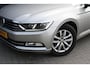 Volkswagen Passat Variant 1.6 TDI EURO 6 Business Edition R - NAVIGATIE - CAMERA - TREKHAAK