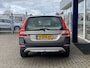 Volvo XC70 2.4 D5 Nordic+ / Automaat / NL-Auto / Vol-Leder / Dealer-Onderhouden / 1e-Eigenaar / Standkachel / Stoelverwarming / Trekhaak / Adaptieve Cruise-Control / Climate-Control / Dodehoek-Detectie / Elektr.-Achterklep / Armsteun V+A / Radio-Bluetooth / Navi / PDC V+A / 17'' LMV / All-Season / ENZ.