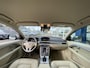 Volvo XC70 2.4 D5 Nordic+ / Automaat / NL-Auto / Vol-Leder / Dealer-Onderhouden / 1e-Eigenaar / Standkachel / Stoelverwarming / Trekhaak / Adaptieve Cruise-Control / Climate-Control / Dodehoek-Detectie / Elektr.-Achterklep / Armsteun V+A / Radio-Bluetooth / Navi / PDC V+A / 17'' LMV / All-Season / ENZ.