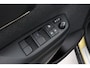 Toyota Yaris Cross 1.5 Hybrid First Edition | Trekhaak | Dodehoek detectie | Stoel-/stuurverwarming | Navigatie | Adaptive Cruise | Parkeersensoren voor/achter | Apple Carplay / Android Auto
