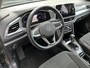 Volkswagen T-Roc 1.5 TSI 150PK DSG Style / Panoramadak / Digitale Cockpit Pro / IQ LED / Camera / 18"LMV / Elektrische Acherklep **