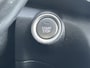 Hyundai Kona Electric EV Premium 64 kWh | 3 fase | 96% SOH | Leder | Schuif/kanteldak | Navigatie | Adaptieve cruise | Lane assist | Apple CarPlay | Stoelverwarming&koeling | Achterbankverwarming | Camera | PDC voor+achter | Head up display | Volledig onderhouden