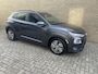 Hyundai Kona Electric EV Premium 64 kWh | 3 fase | 96% SOH | Leder | Schuif/kanteldak | Navigatie | Adaptieve cruise | Lane assist | Apple CarPlay | Stoelverwarming&koeling | Achterbankverwarming | Camera | PDC voor+achter | Head up display | Volledig onderhouden