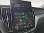 Volvo XC60 2.0 T6 Plug-in hybrid AWD Plus Black Edition | Luchtvering | 22-inch wielen | Panorama dak | Sportstoelen|