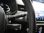 Renault Clio 1.6 E-Tech Hybrid 140 Intens - RIJKLAARPRIJS - Stoel- en Stuurverwarming - 360-graden Camera - Dealeronderhouden