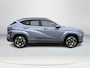 Hyundai Kona Electric Premium 65.4 kWh | Elektrische stoelen | Stoelgeheugen | Stoel/stuurverwarming | Stoelverkoeling | 2e zit-rij stoelverwarming | Lederen bekleding | 360* camera | Adaptive cruisecontrol | Active lane-keeping |