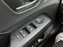 Hyundai Kona Electric Premium 65.4 kWh | Elektrische stoelen | Stoelgeheugen | Stoel/stuurverwarming | Stoelverkoeling | 2e zit-rij stoelverwarming | Lederen bekleding | 360* camera | Adaptive cruisecontrol | Active lane-keeping |