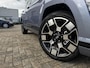 Hyundai Kona Electric Premium 65.4 kWh | Elektrische stoelen | Stoelgeheugen | Stoel/stuurverwarming | Stoelverkoeling | 2e zit-rij stoelverwarming | Lederen bekleding | 360* camera | Adaptive cruisecontrol | Active lane-keeping |
