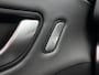 Hyundai Kona Electric Premium 65.4 kWh | Elektrische stoelen | Stoelgeheugen | Stoel/stuurverwarming | Stoelverkoeling | 2e zit-rij stoelverwarming | Lederen bekleding | 360* camera | Adaptive cruisecontrol | Active lane-keeping |