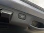 Hyundai Kona Electric Premium 65.4 kWh | Elektrische stoelen | Stoelgeheugen | Stoel/stuurverwarming | Stoelverkoeling | 2e zit-rij stoelverwarming | Lederen bekleding | 360* camera | Adaptive cruisecontrol | Active lane-keeping |