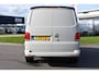 Volkswagen Transporter 2.0 TDI L2H1 PB Edition Camera, Cruise, Carplay, Leder, 150pk, Automaat, Multimedia, laadruimte pakket, Uniek!