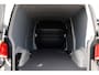 Volkswagen Transporter 2.0 TDI L2H1 PB Edition Camera, Cruise, Carplay, Leder, 150pk, Automaat, Multimedia, laadruimte pakket, Uniek!