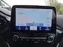 Ford Puma 1.0 EcoBoost Hybrid Titanium | Winterpack | Afneembare trekhaak | ComfortPack | Driver Assistancepack 2 | Climate Control | Camera | Parkeersensoren | DAB+ | Dealer onderhouden |