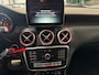 Mercedes-Benz A-klasse 180 Prestige / AMG-LINE  / AUTOMAAT / NAVI / HALF LEDER / PDC /