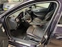 Mercedes-Benz A-klasse 180 Prestige / AMG-LINE  / AUTOMAAT / NAVI / HALF LEDER / PDC /