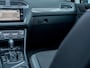 Volkswagen Tiguan 1.5 TSI ACT Comfortline | Schuif/ Kantel Pano Dak | Stoelverwarming | Navigatie | Adaptieve Cruise Control | Climate Control | Privacy Glas | Parkeersensoren | Metallic Lak | 17'' Lichtmetalen Velgen | All Season Banden |