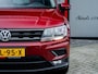 Volkswagen Tiguan 1.5 TSI ACT Comfortline | Schuif/ Kantel Pano Dak | Stoelverwarming | Navigatie | Adaptieve Cruise Control | Climate Control | Privacy Glas | Parkeersensoren | Metallic Lak | 17'' Lichtmetalen Velgen | All Season Banden |