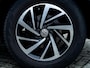 Volkswagen Tiguan 1.5 TSI ACT Comfortline | Schuif/ Kantel Pano Dak | Stoelverwarming | Navigatie | Adaptieve Cruise Control | Climate Control | Privacy Glas | Parkeersensoren | Metallic Lak | 17'' Lichtmetalen Velgen | All Season Banden |