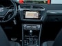 Volkswagen Tiguan 1.5 TSI ACT Comfortline | Schuif/ Kantel Pano Dak | Stoelverwarming | Navigatie | Adaptieve Cruise Control | Climate Control | Privacy Glas | Parkeersensoren | Metallic Lak | 17'' Lichtmetalen Velgen | All Season Banden |