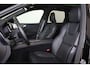 Volvo XC60 T8 Recharge AWD Ultra Black Edition - LONG RANGE - Luchtvering - Panorama/schuifdak - IntelliSafe Assist & Surround - 360º Camera - Adaptieve LED koplampen - Verwarmde voorstoelen & stuur - Parkeersensoren voor & achter - Elektr. bedienb. voorstoelen met geheugen - Draadloze tel. lader - Extra getint glas - 21' LMV