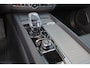 Volvo XC60 T8 Recharge AWD Ultra Black Edition - LONG RANGE - Luchtvering - Panorama/schuifdak - IntelliSafe Assist & Surround - 360º Camera - Adaptieve LED koplampen - Verwarmde voorstoelen & stuur - Parkeersensoren voor & achter - Elektr. bedienb. voorstoelen met geheugen - Draadloze tel. lader - Extra getint glas - 21' LMV